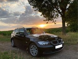 Schwarz Gebraucht 2008 BMW 318 Kombi | 3.222 € (Superpreis)
