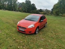 Rot Gebraucht 2006 Fiat Grande Punto Kleinwagen | 1.200 € (Fairer Preis)