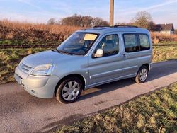 Blau Gebraucht 2006 Citroën Berlingo Exclusive Van / Kleinbus | 6.000 €