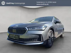 Grau Gebraucht 2024 Skoda Superb Selection Kombi | 38.490 €