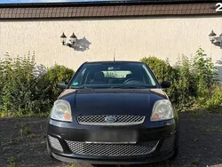 Schwarz Gebraucht 2007 Ford Fiesta Kleinwagen | 1.700 € (Fairer Preis)