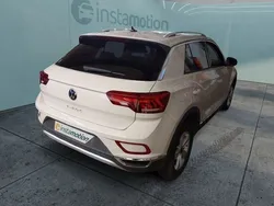 Grau Gebraucht 2024 VW T-Roc Style SUV | 33.450 € (Fairer Preis)