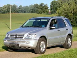Silber Gebraucht 2005 Mercedes ML270 Edition SUV | 5.980 € (Fairer Preis)