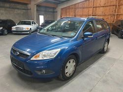 Blau Gebraucht 2010 Ford Focus Style Kombi | 3.990 € (Fairer Preis)
