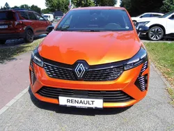 Orange Gebraucht 2024 Renault Clio V Techno Kleinwagen | 16.990 € (Fairer Preis)