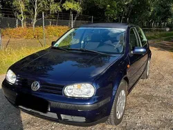 Blau Gebraucht 1999 VW Golf IV Kleinwagen | 1.999 € (Teuer)
