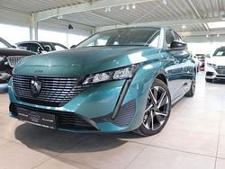 Grün Gebraucht 2022 Peugeot 308 SW Allure Kombi | 20.490 € (Etwas zu teuer)