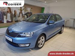 Blau Gebraucht 2013 Skoda Rapid Limousine | 9.890 € (Etwas zu teuer)