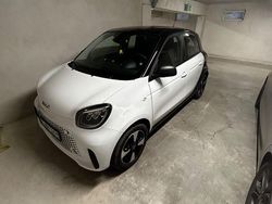 Weiß Gebraucht 2020 Smart ForFour Electric Drive Limousine | 10.500 € (Fairer Preis)