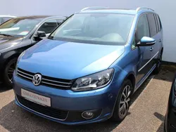 Blau (metallic) Gebraucht 2010 VW Touran Highline Van / Kleinbus | 4.900 € (Superpreis)