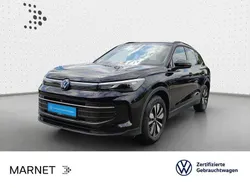 Deep black perleffekt Gebraucht 2024 VW Tiguan Goal SUV | 37.490 € (Superpreis)