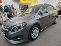 Grau Gebraucht 2018 Mercedes B180 Urban Van / Kleinbus | 17.999 € (Fairer Preis)