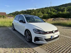 Weiß Gebraucht 2017 VW Golf VII GTI Limousine | 21.799 € (Etwas zu teuer)
