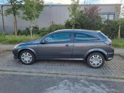 Grau Gebraucht 2009 Opel Astra GTC Coupé | 4.800 € (Fairer Preis)