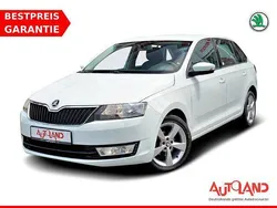 Weiss Gebraucht 2017 Skoda Rapid Cool Edition Limousine | 10.990 € (Teuer)