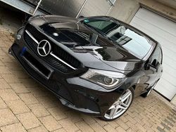 Schwarz Gebraucht 2015 Mercedes CLA220 Limousine | 15.000 € (Fairer Preis)