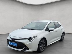 Weiß Gebraucht 2021 Toyota Corolla Team Limousine | 20.990 € (Fairer Preis)