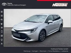 Silber Gebraucht 2021 Toyota Corolla Team Kombi | 21.200 € (Fairer Preis)