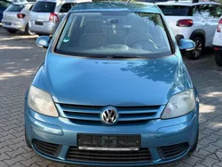 Blau Gebraucht 2005 VW Golf Plus Cross Comfortline Van / Kleinbus | 2.999 € (Fairer Preis)