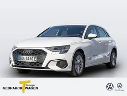 Weiß Gebraucht 2022 Audi A3 Sportback e-tron S-Line Limousine | 25.280 € (Guter Preis)