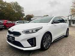 Weiß Gebraucht 2019 Kia ProCeed Kleinwagen | 18.000 € (Fairer Preis)