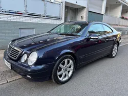 Blau Gebraucht 2000 Mercedes CLK200 Elegance Coupé | 2.300 € (Fairer Preis)