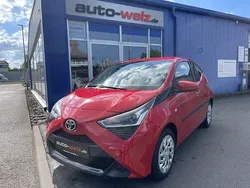 Vulcanorot Gebraucht 2018 Toyota Aygo X-play Kleinwagen | 9.980 € (Fairer Preis)