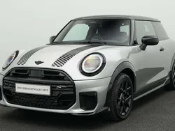 Grau Gebraucht 2024 Mini John Cooper Works Kleinwagen | 27.921 € (Guter Preis)