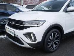 Weiß Gebraucht 2025 VW T-Cross Style SUV | 33.540 €