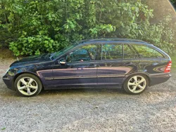 Violet Gebraucht 2004 Mercedes C200 Avantgarde Kombi | 3.799 € (Fairer Preis)