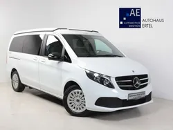 Weiß Gebraucht 2023 Mercedes V250 Van / Kleinbus | 53.999 € (Guter Preis)