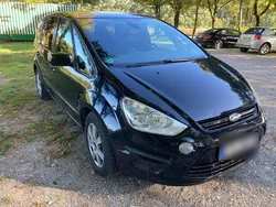 Schwarz Gebraucht 2011 Ford S-MAX Titanium Van / Kleinbus | 2.790 € (Guter Preis)