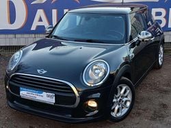 Midnight black metallic Gebraucht 2016 Mini One D Kleinwagen | 6.490 € (Fairer Preis)