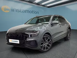 Grau Gebraucht 2023 Audi Q8 SUV | 66.749 € (Fairer Preis)
