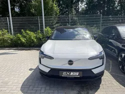 Crystal white pearl Neu 2024 Volvo EX30 Plus SUV | 37.980 € (Guter Preis)