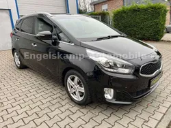 (9h) black cherry Gebraucht 2013 Kia Carens Spirit Van / Kleinbus | 11.490 € (Fairer Preis)
