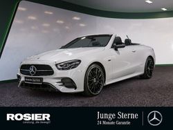 Weiss / designo opalithweiß bright (metallic) Gebraucht 2023 Mercedes E220 AMG Cabrio | 56.890 €