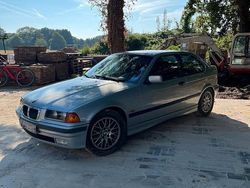Silber Gebraucht 1998 BMW 323 Sport Line Limousine | 5.999 € (Guter Preis)