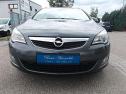 Grau Gebraucht 2011 Opel Astra Innovation Kombi | 3.200 € (Fairer Preis)