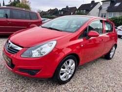 Rot Gebraucht 2008 Opel Corsa Cosmo Limousine | 4.499 € (Etwas zu teuer)