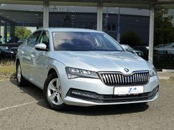 Brilliantsilber metallic Gebraucht 2020 Skoda Superb Limousine | 21.790 € (Guter Preis)
