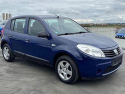 Blau Gebraucht 2009 Dacia Sandero Lauréate Kleinwagen | 1.500 € (Guter Preis)