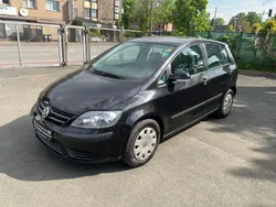 Schwarz Gebraucht 2005 VW Golf Plus Cross Trendline Van / Kleinbus | 3.299 € (Fairer Preis)