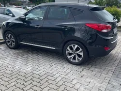 Schwarz Gebraucht 2011 Hyundai ix35 Comfort SUV | 8.700 € (Teuer)