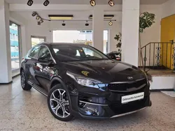 Schwarz metallic Gebraucht 2021 Kia Ceed Vision Limousine | 17.480 € (Fairer Preis)