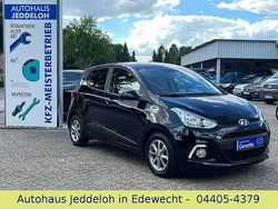 Schwarz Gebraucht 2016 Hyundai i10 Passion Kleinwagen | 7.990 € (Fairer Preis)