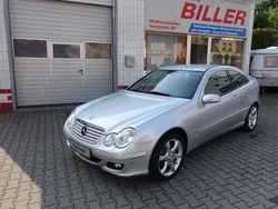 Silber Gebraucht 2006 Mercedes C160 Sport Edition Coupé | 6.990 € (Fairer Preis)