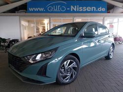 Mangrove green Neu 2025 Hyundai i20 Select Kleinwagen | 18.490 € (Fairer Preis)