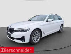 Weiss Gebraucht 2020 BMW 530 Basis Kombi | 33.949 € (Fairer Preis)
