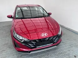 Rot Gebraucht 2023 Hyundai i20 Trend Limousine | 21.990 € (Teuer)